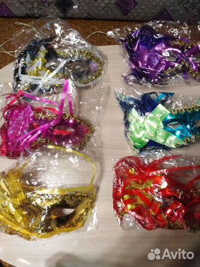 Маска карнавальная