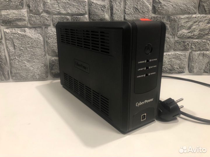 Источник бесперебойного питания cyberpower ut650eg