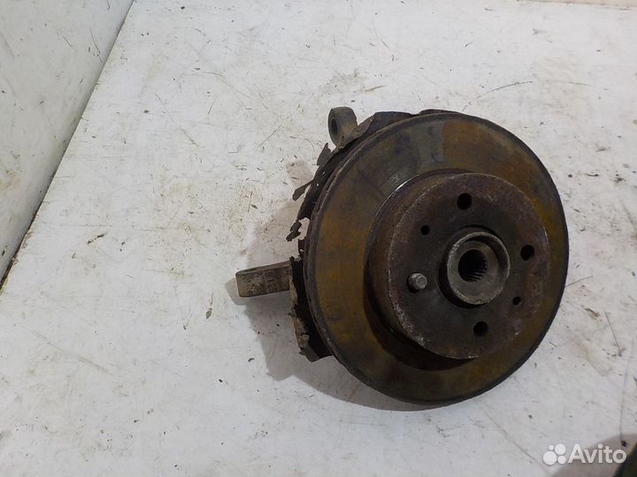 Кулак поворотный передний левый Hyundai Accent