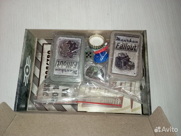 Игра настольная Munchkin Fallout манчкин фаллаут