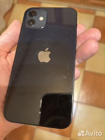 iPhone 12, 64 ГБ