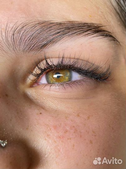 Наращивание, ламинирование ресниц