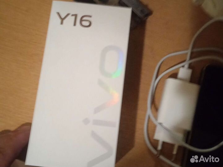 Vivo y 16