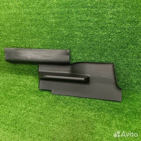 Накладка внутренняя на порог правая SsangYong 2