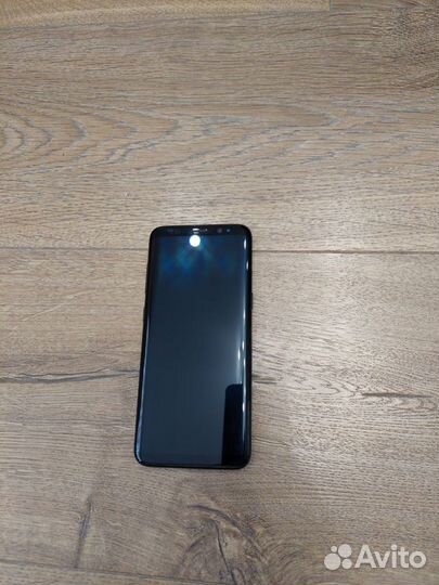 Samsung Galaxy S8, 4/64 ГБ