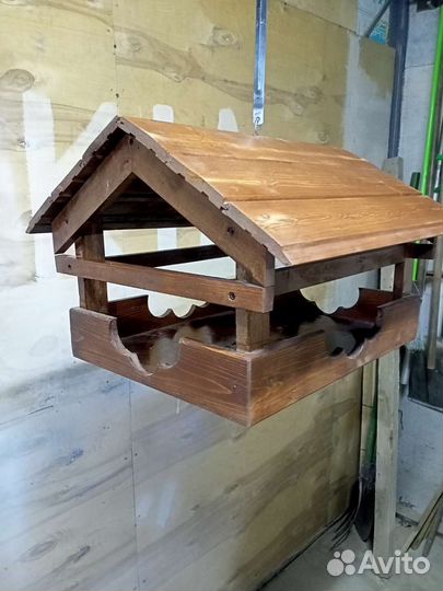 Скворечники, кормушки, домики и тд