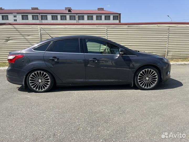 Ford Focus 3 Бампер