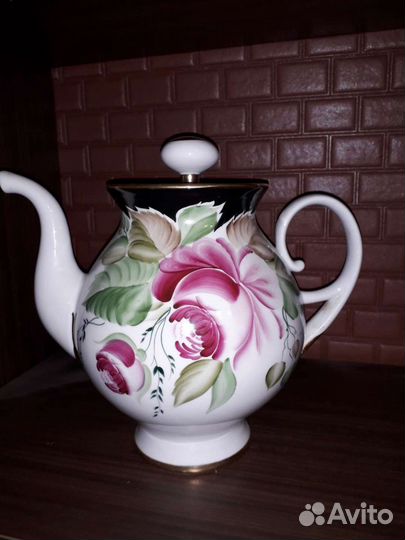 Лоз чайник фарфоровый доливной