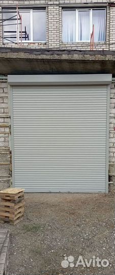 Гаражные секционные ворота