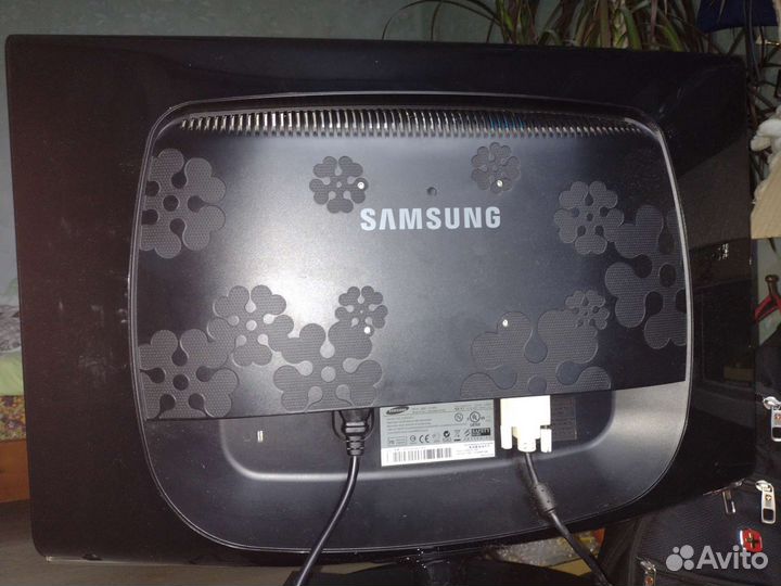 Монитор 24 дюйма Samsung SyncMaster 2433BW