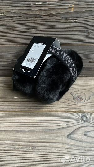 Новые теплые наушники Karl Lagerfeld оригинал