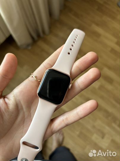 Часы apple watch se 40 mm 2020