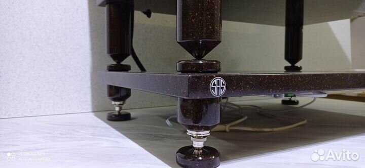 Стойка для аудио аппаратуры