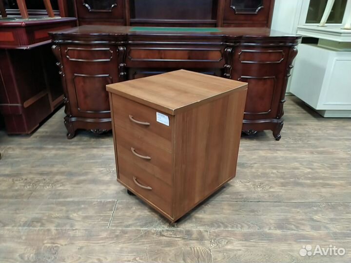 Тумба подкатная 3 ящ. б/у 43х51х60 09344-грд