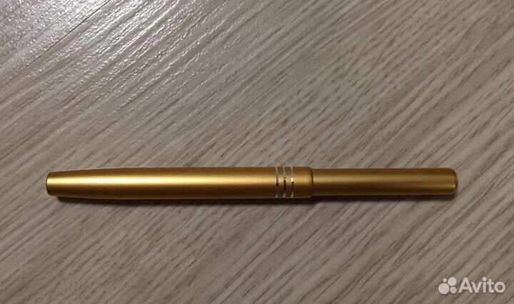 Кисти для макияжа, кисть для губ