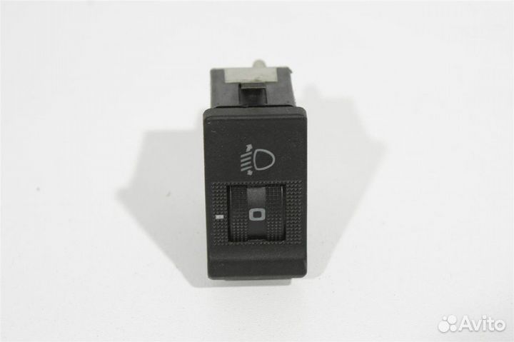 Кнопка корректора фар (Audi 80)