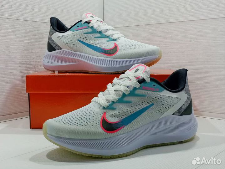 Кроссовки беговые Nike Air Zoom Winflo 7 (39 разме