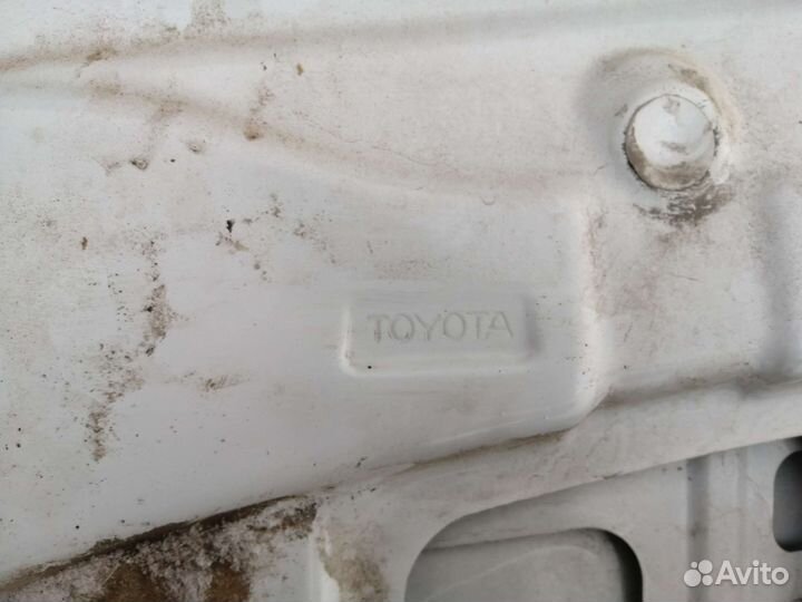 Toyota corolla 150 капот