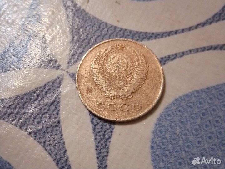 Продаю старые монеты