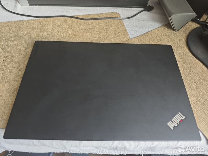 Lenovo thinkpad x1 carbon gen 5