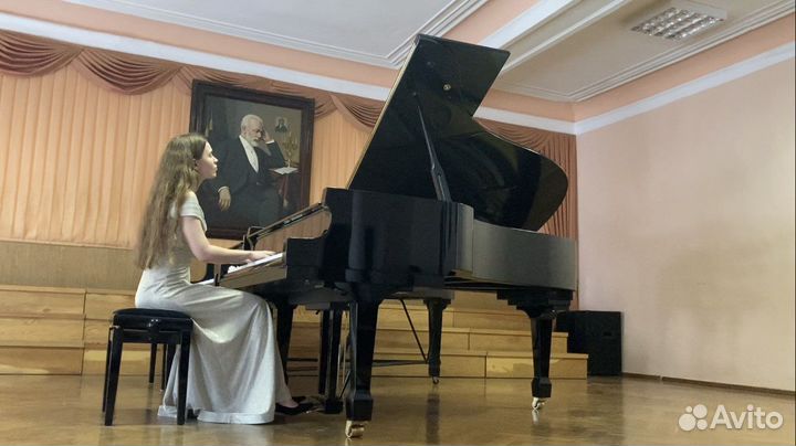 Преподаватель фортепиано