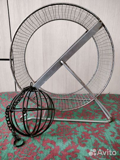 Беговое колесо для грызунов