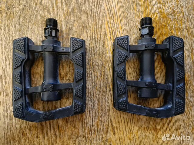 Педали для велосипеда
