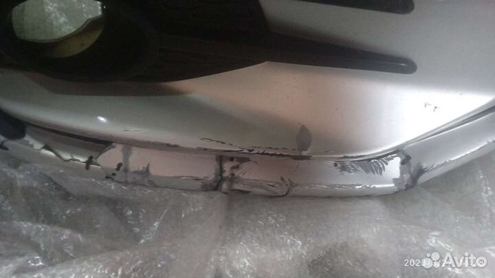 Передний бампер LADA vesta битый