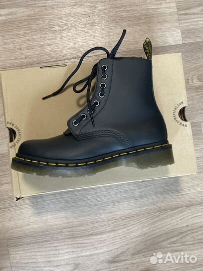Ботинки женские Dr. Martens