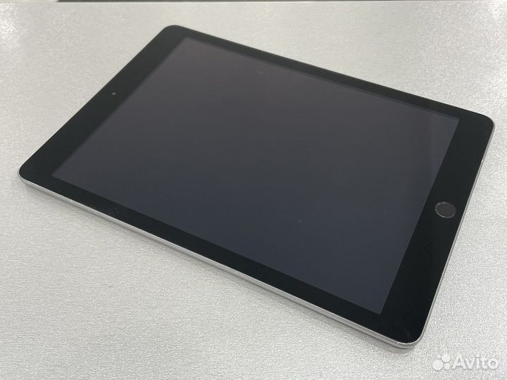 iPad 5 2017 32Gb WiFi Оригинальный