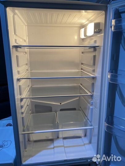 Холодильник hotpoint ariston