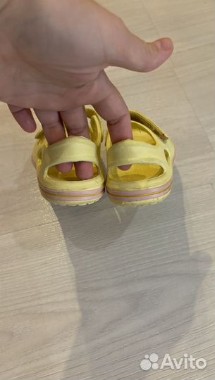 Резиновые сандали 24