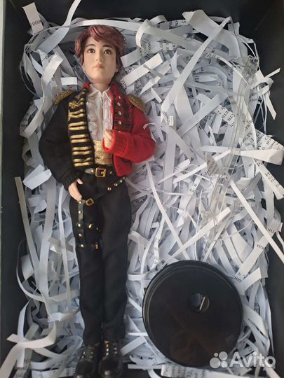 Коллекционная кукла Чонгук