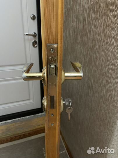 Межкомнатные двери массив бу