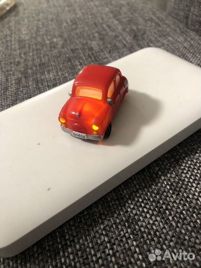 Машинка простоквашино киндер