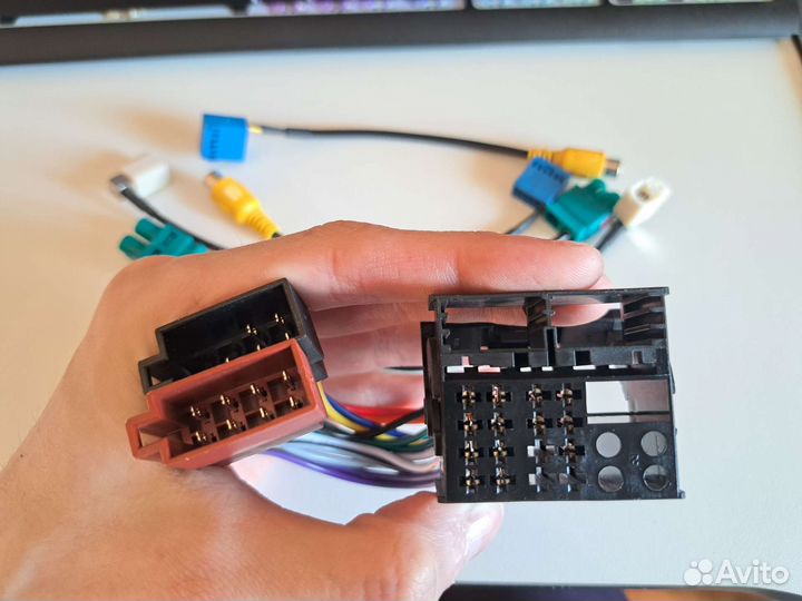 Переходник с ISO на Quadlock для VAG и других