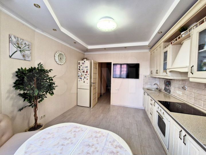 3-к. квартира, 78 м², 10/21 эт.