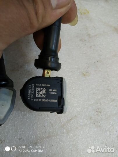 Датчики давления шин Cadillac Escalade Tahoe 3