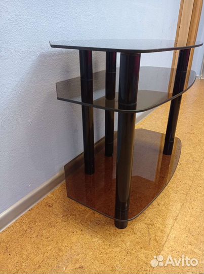 Стеклянная тумба