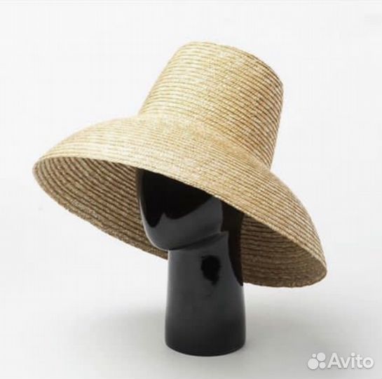 Шляпа соломенная