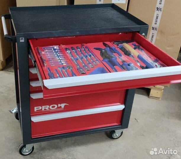 Тележка тзи-6Pro с инструментом Мастак 146 предм