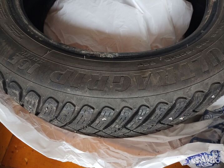 Goodyear Ultragrip Ice Arctic 195/60 R15 88T