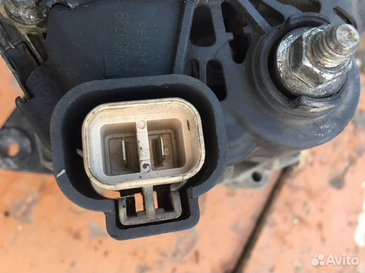 Генератор на Хюндай Сонату 2.0 Бетта