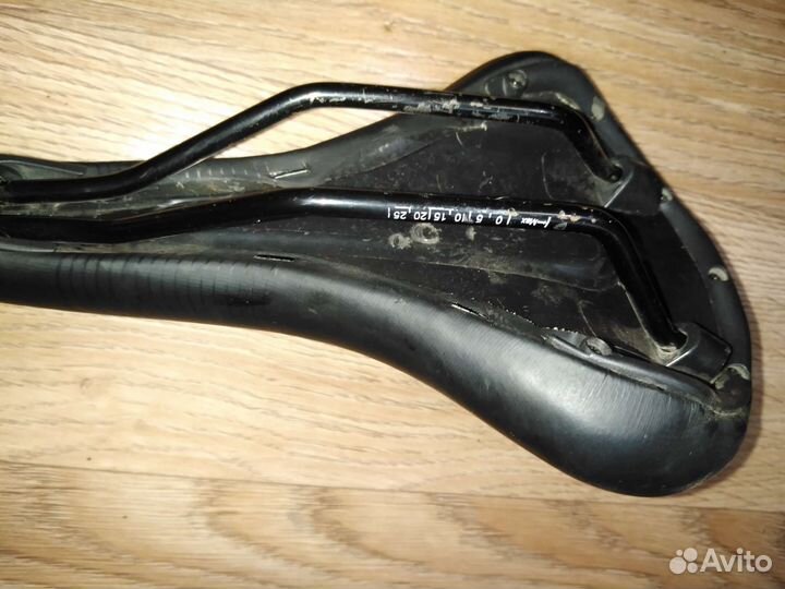 Седло велосипедное