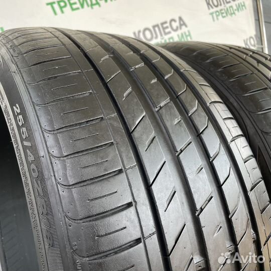 Nexen N'Fera SU1 255/40 R18