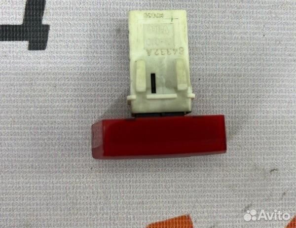 Кнопка аварийной сигнализации Peugeot 107 хэтчбек