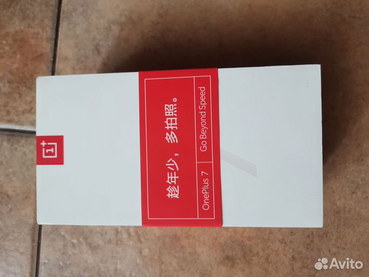 Коробка от смартфон Oneplus 7
