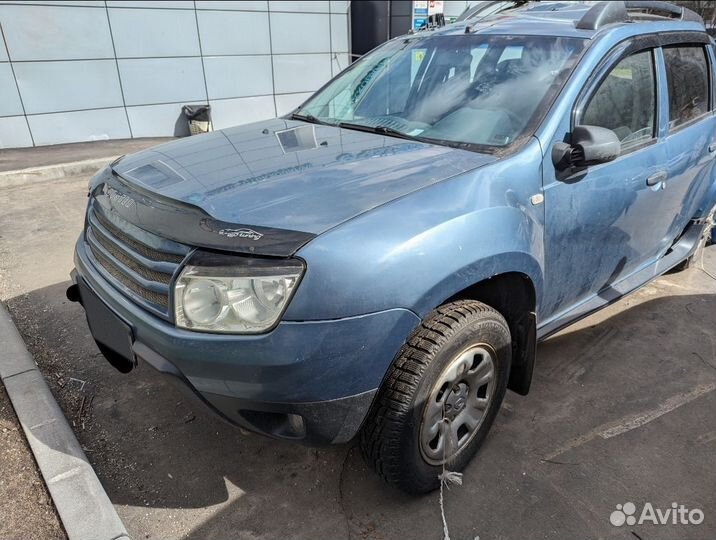 Renault Duster 1.6 МТ, 2013, битый, 83 000 км
