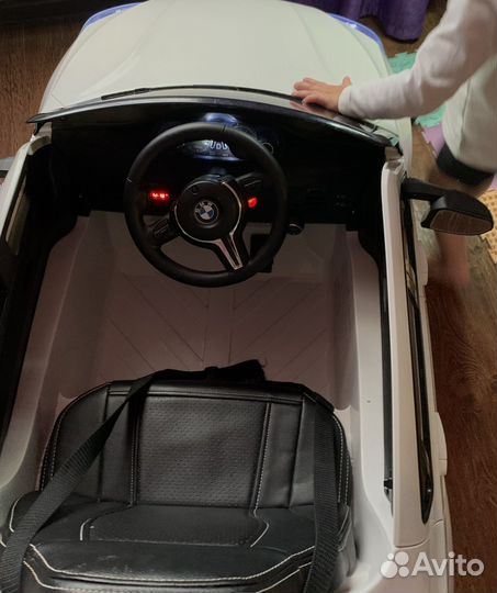 Детский электромобиль