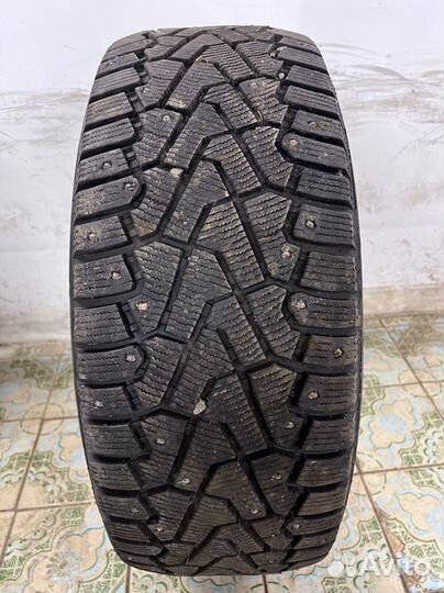 Pirelli Ice Zero 245/50 R18 104T